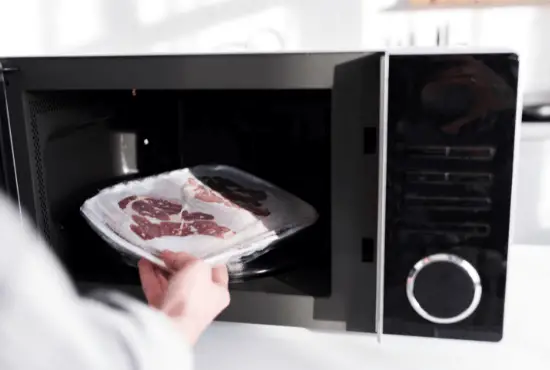 How to Defrost Meat in a Microwave